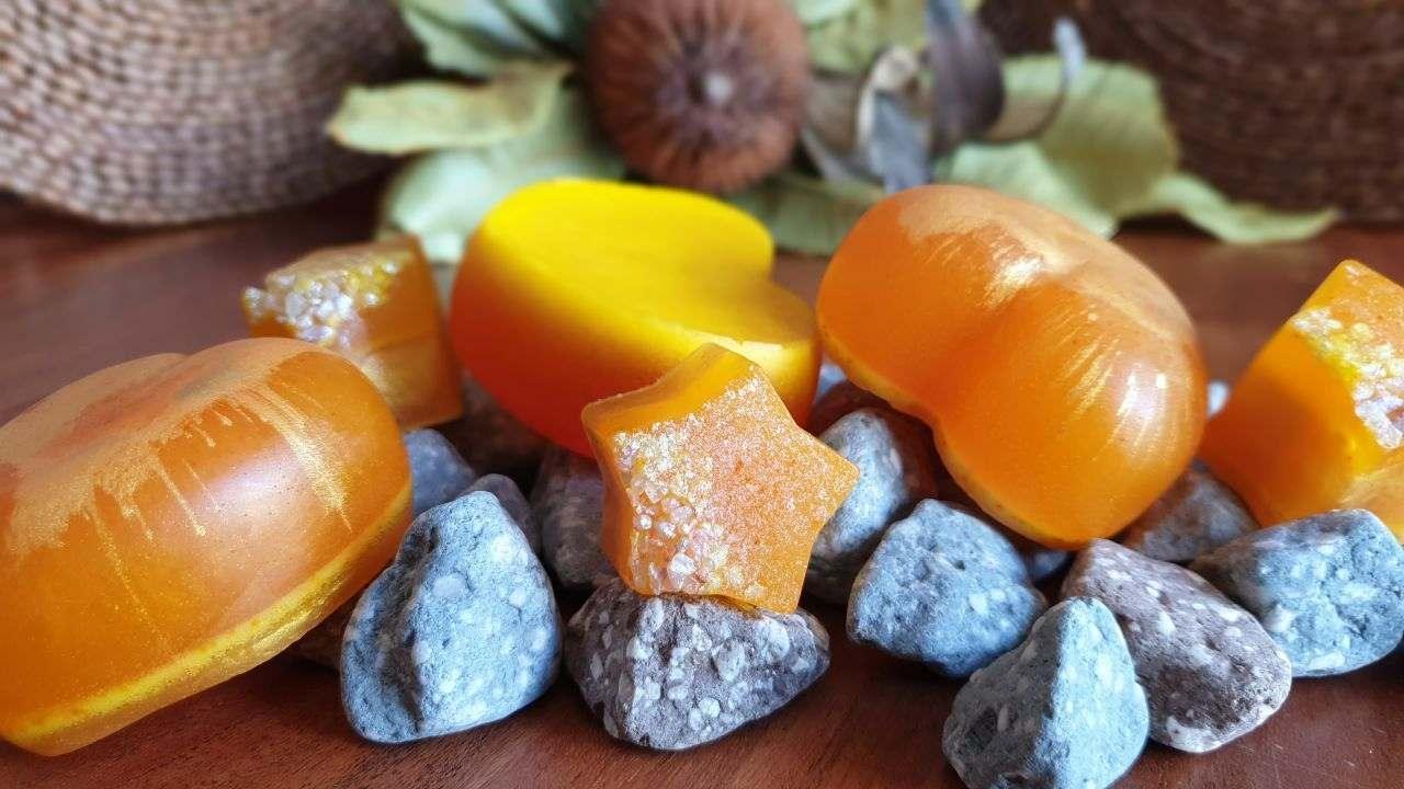 Saffron Soap Handcrafted with Shea Butter - Saffronice